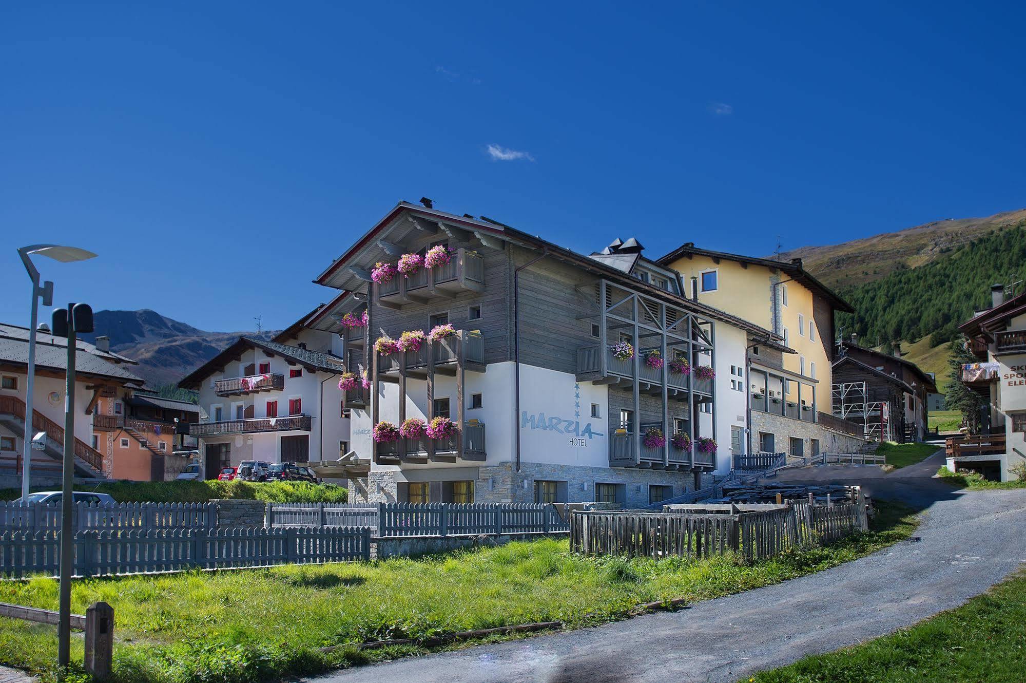 Hotel Marzia Livigno Eksteriør bilde