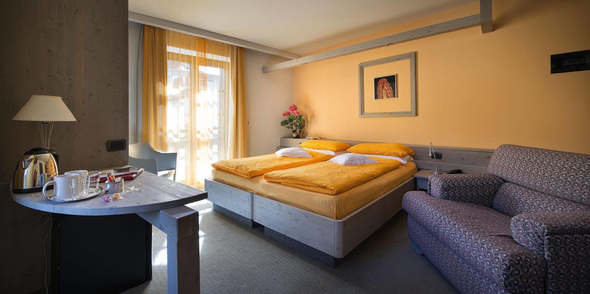 Hotel Marzia Livigno Eksteriør bilde